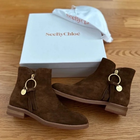 See By Chloé NIB Louise Flat Suede Booties (38/8) - Picture 3 of 16